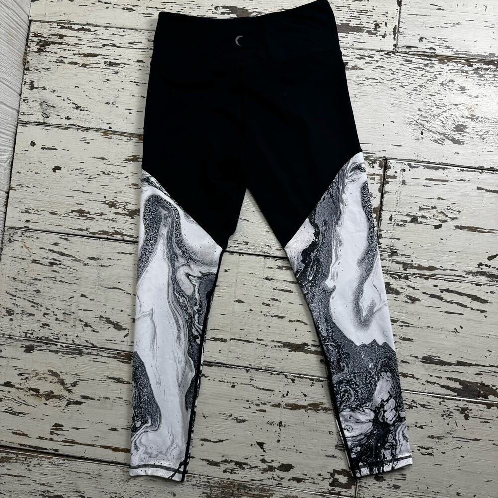 Zyia Active Black and Marble Color Block Leggings Athletic Pants Size Medium - Picture 7 of 9